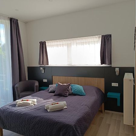Ujhely Apartmanhaz Siófok Extérieur photo