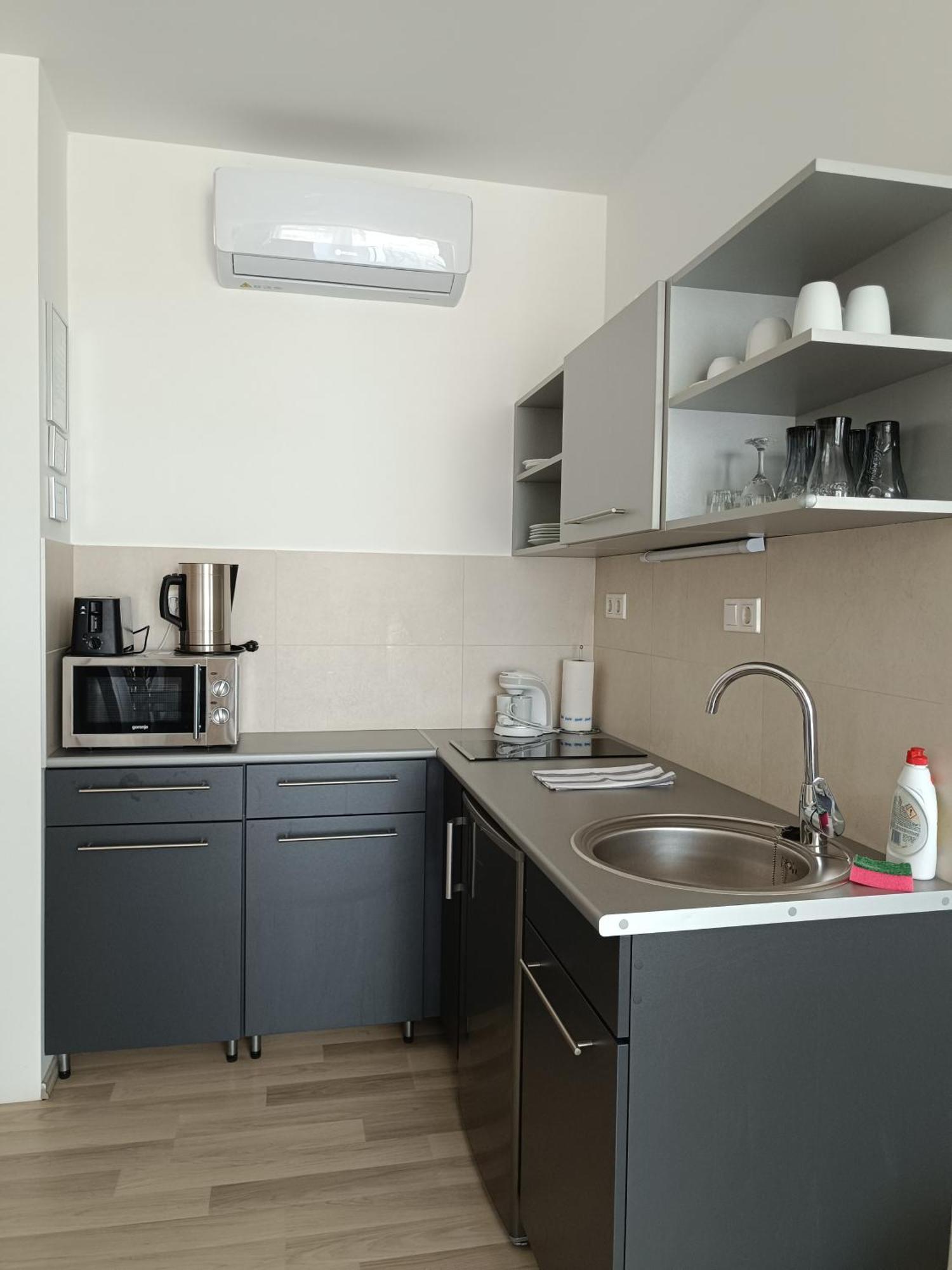 Ujhely Apartmanhaz Siófok Extérieur photo