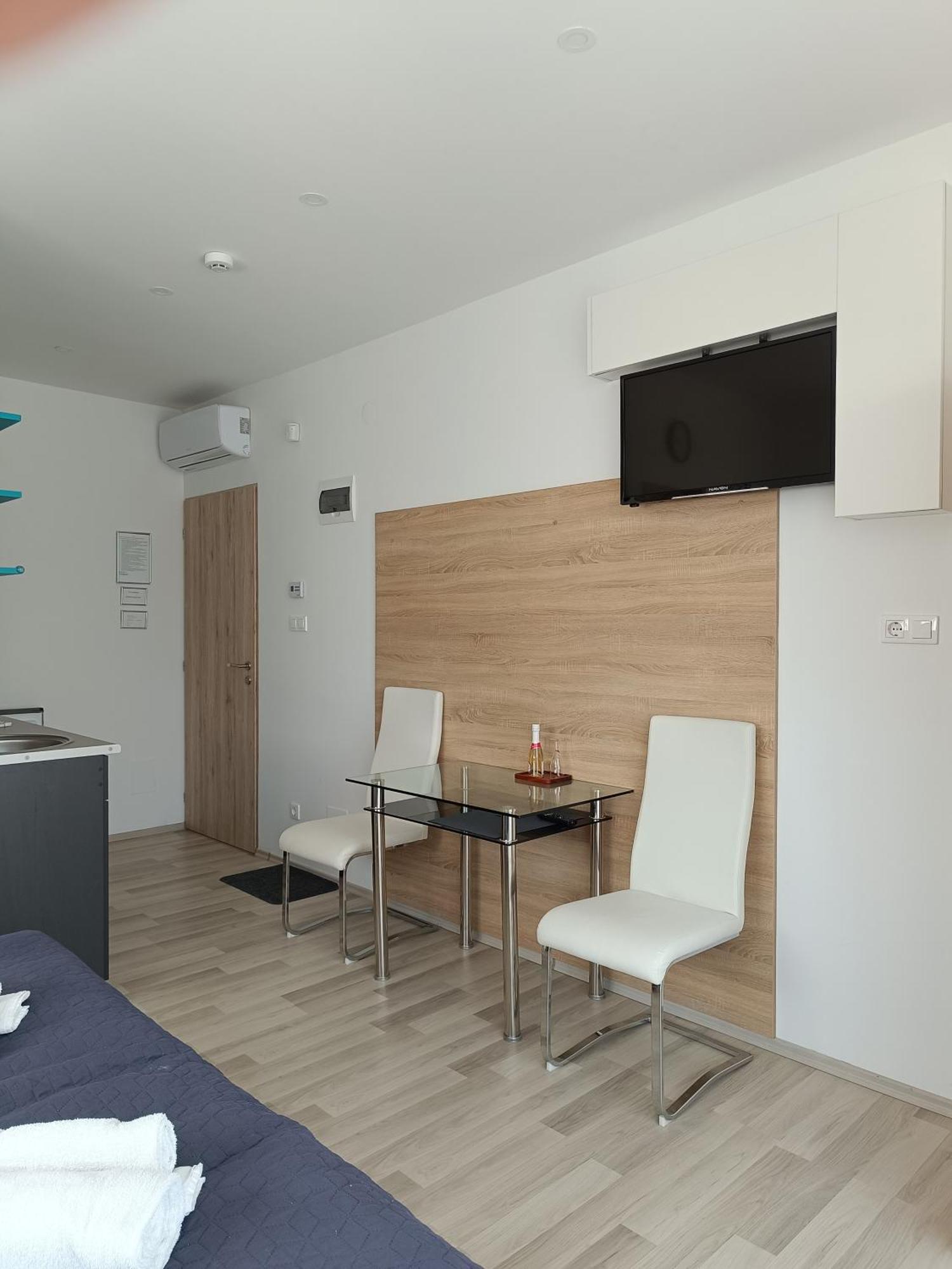 Ujhely Apartmanhaz Siófok Extérieur photo