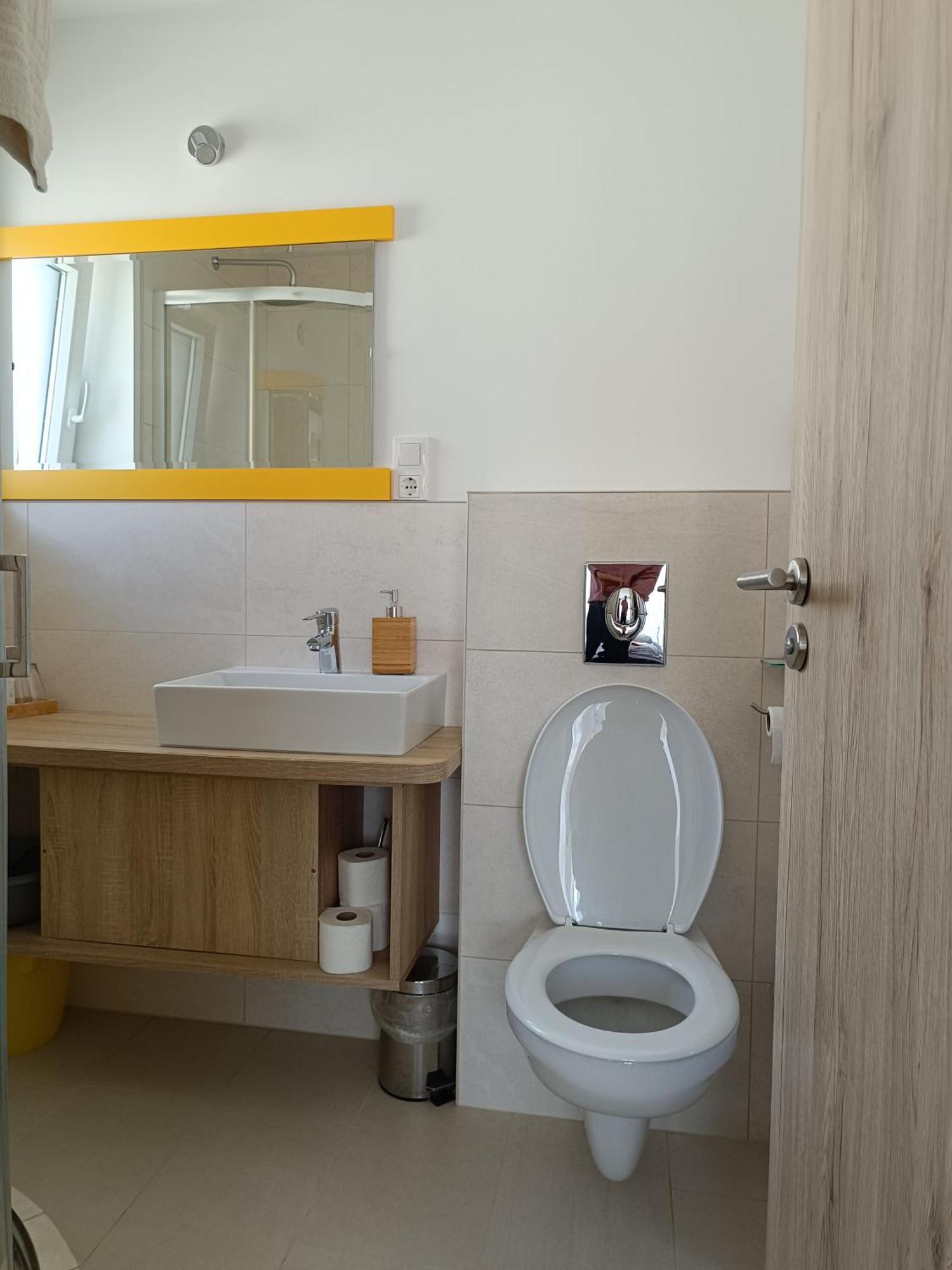 Ujhely Apartmanhaz Siófok Extérieur photo