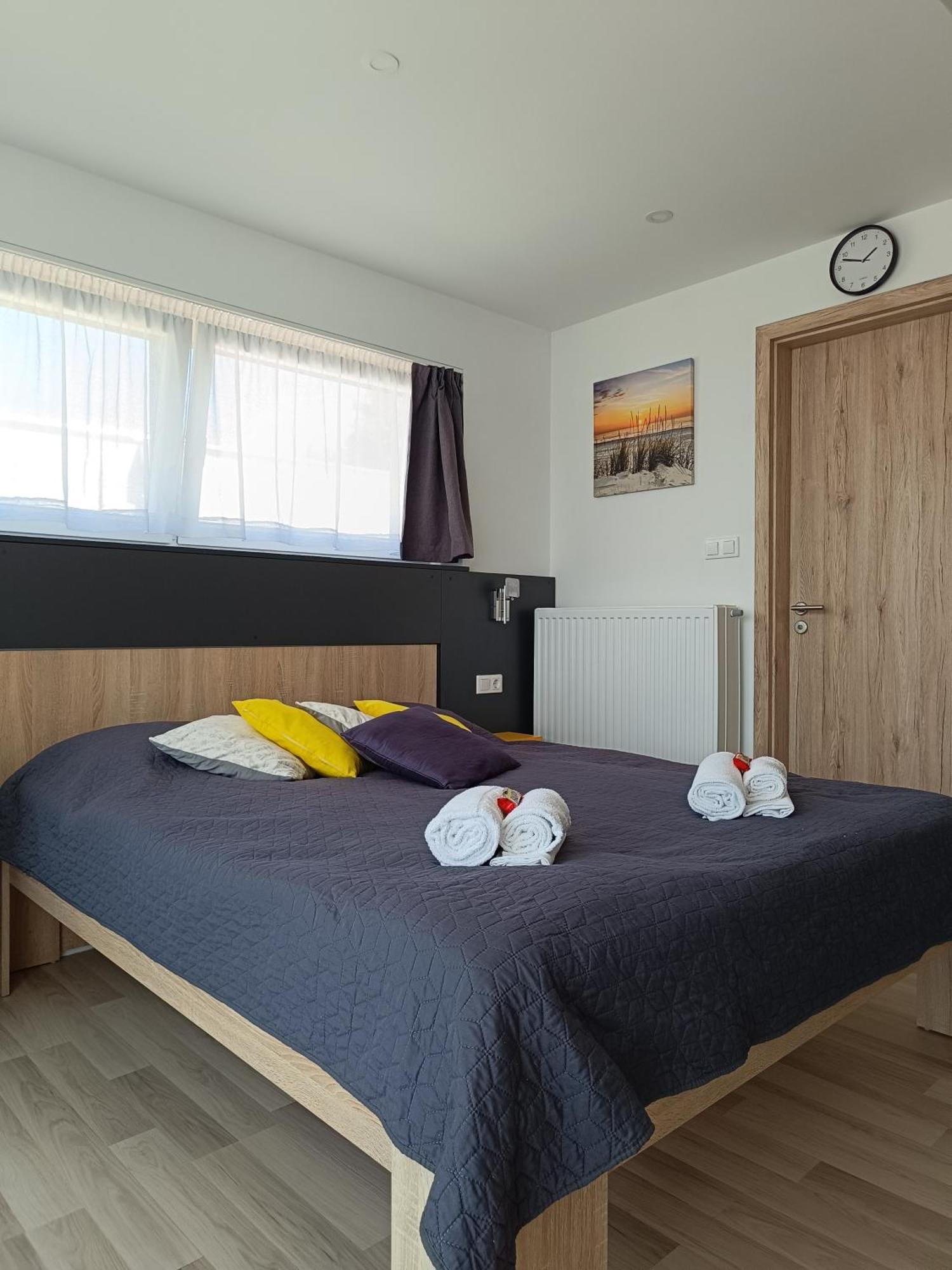 Ujhely Apartmanhaz Siófok Extérieur photo