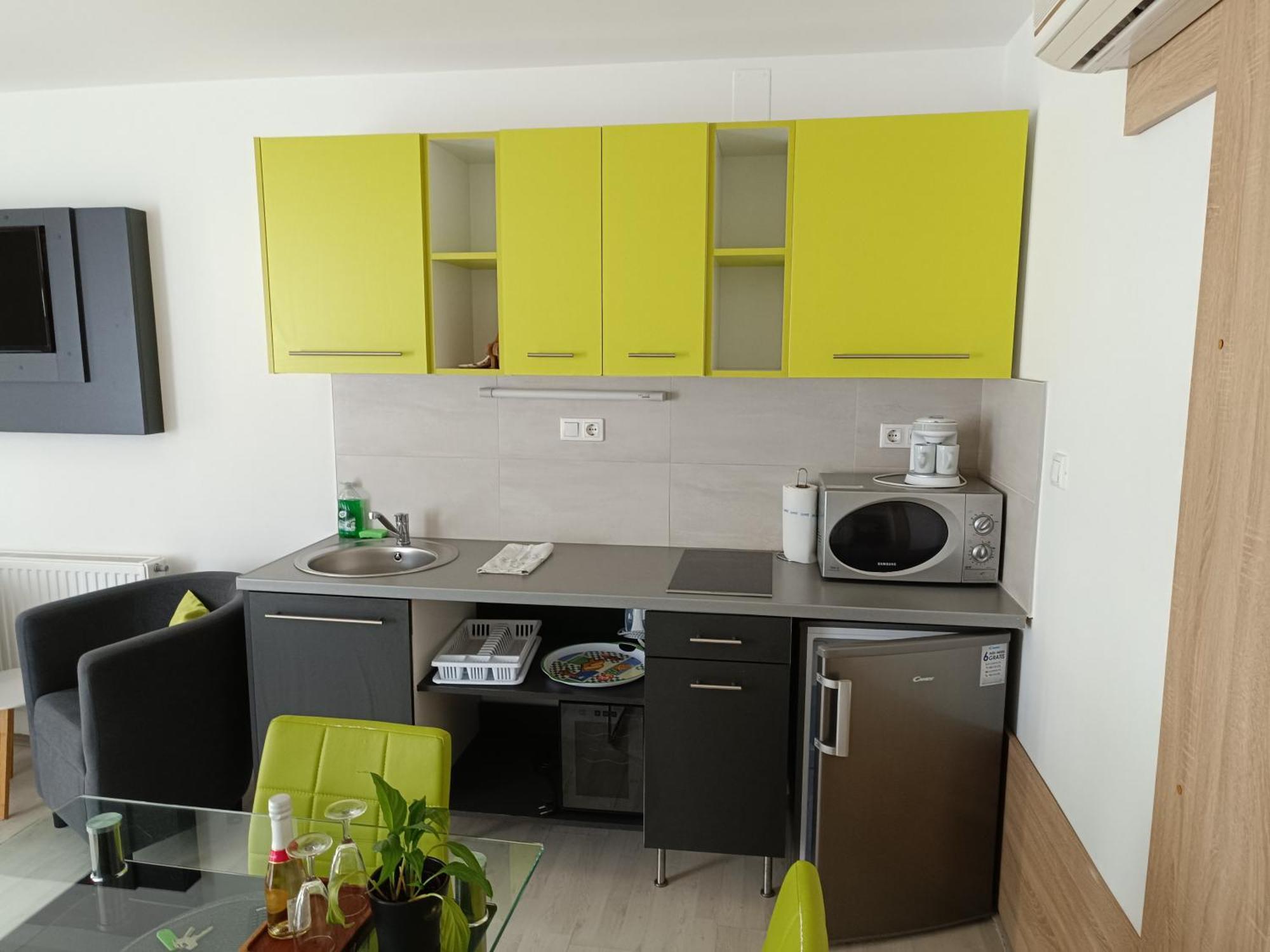 Ujhely Apartmanhaz Siófok Extérieur photo