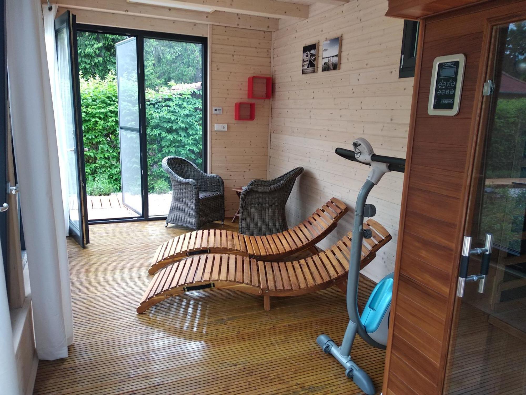 Ujhely Apartmanhaz Siófok Extérieur photo