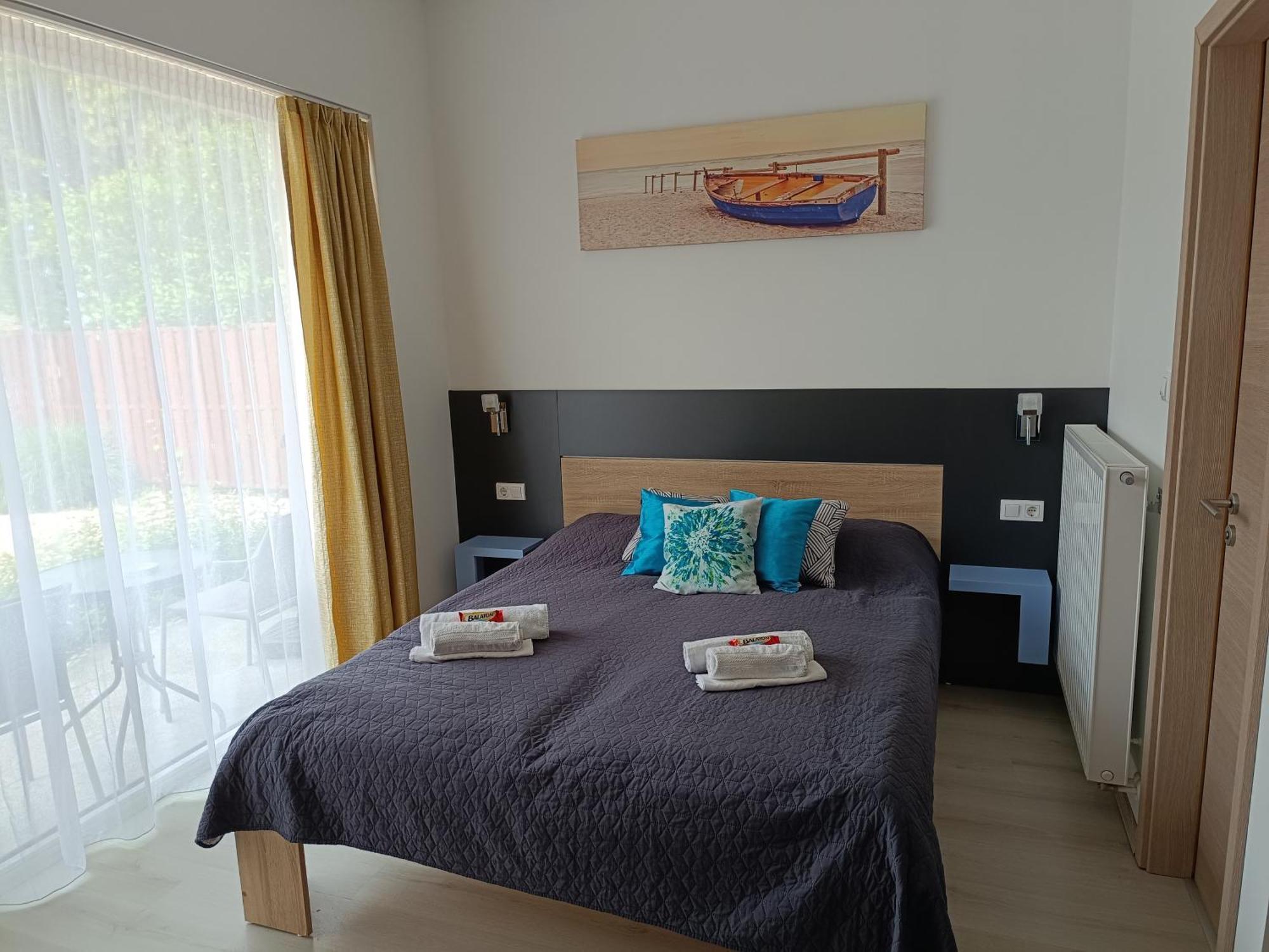 Ujhely Apartmanhaz Siófok Extérieur photo