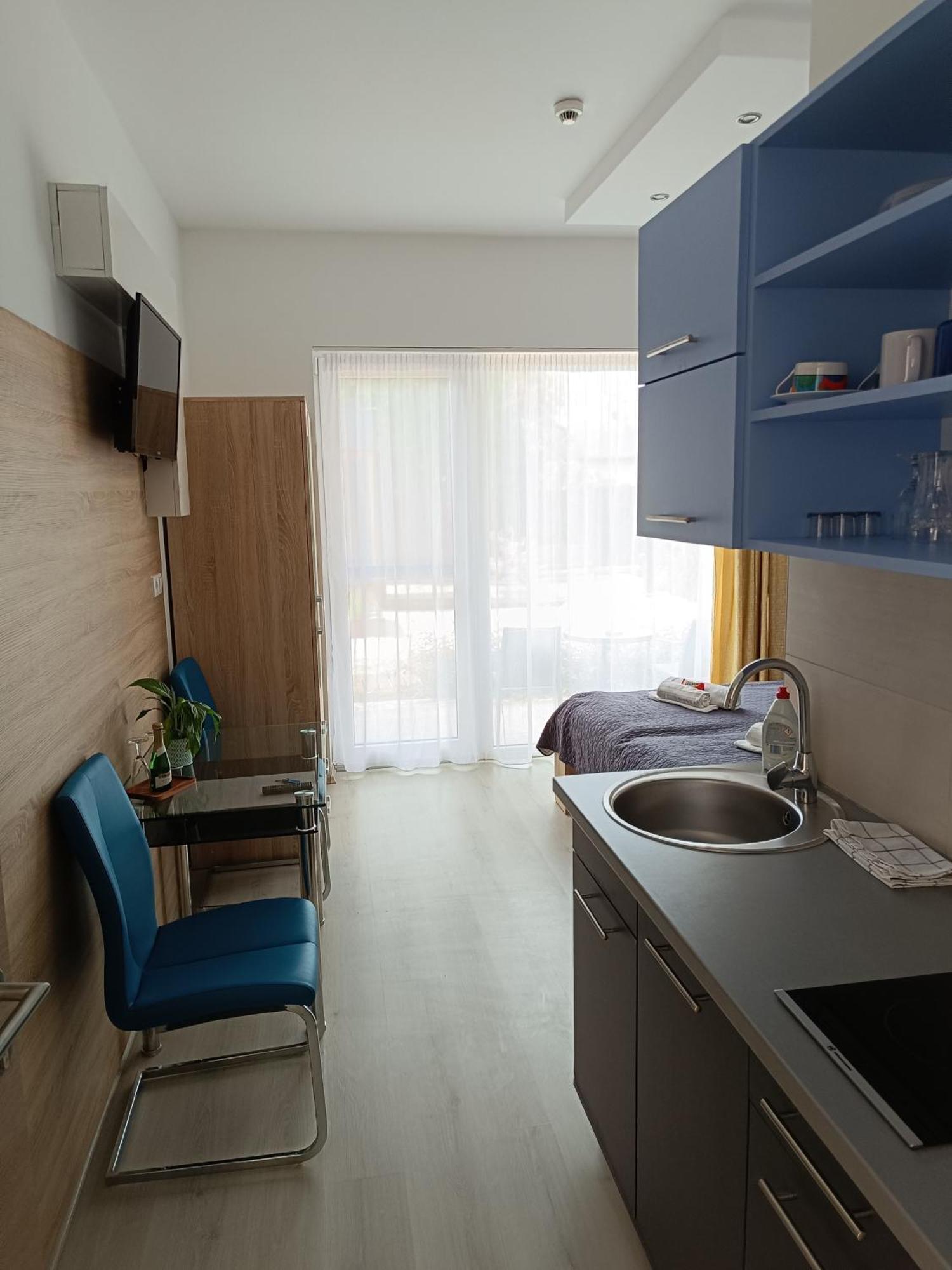 Ujhely Apartmanhaz Siófok Extérieur photo