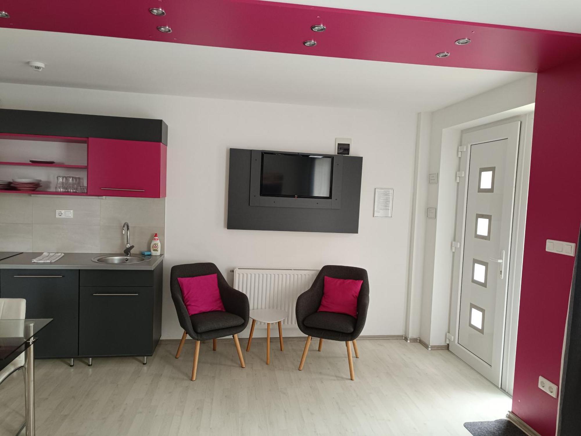 Ujhely Apartmanhaz Siófok Extérieur photo
