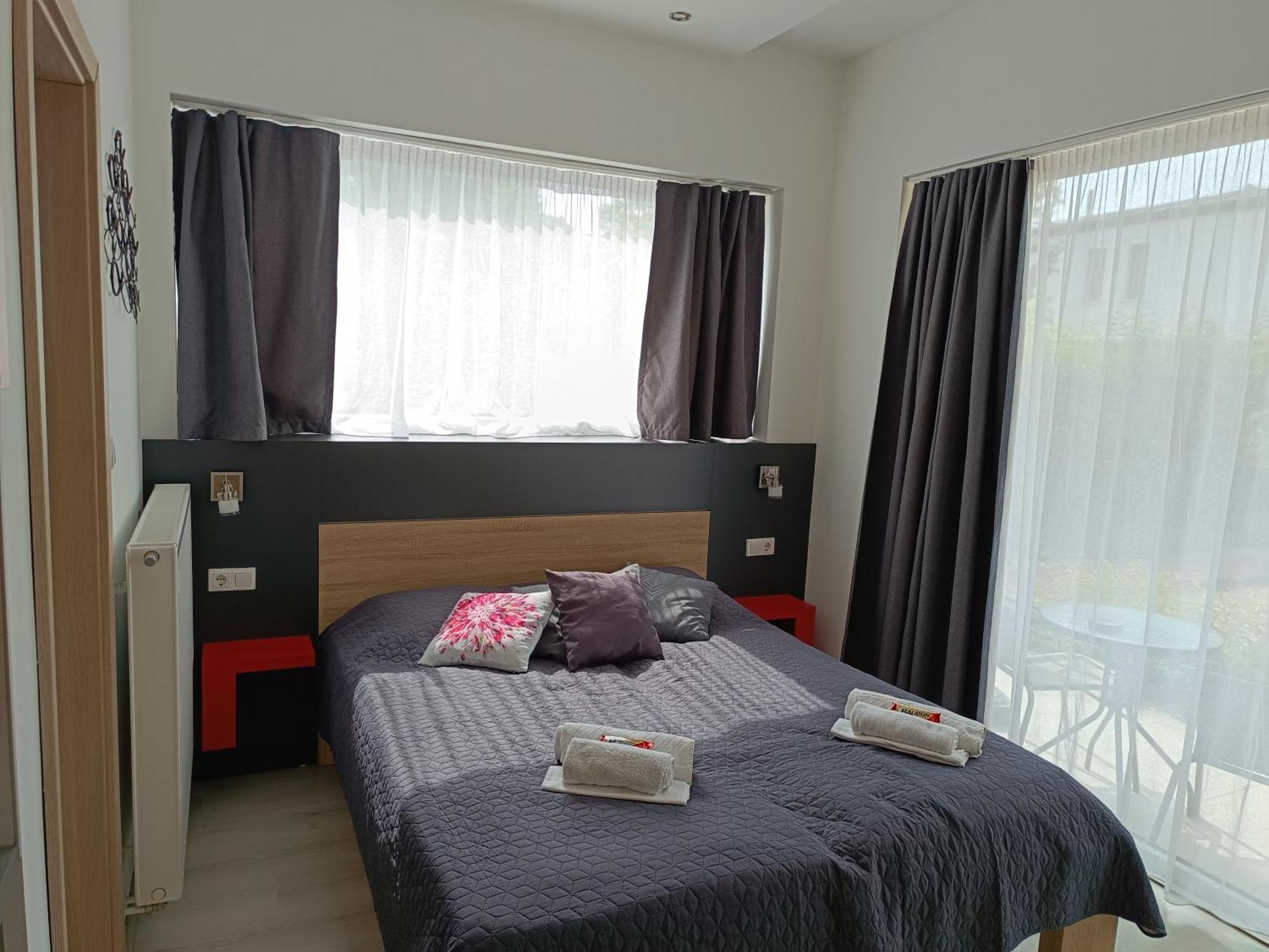 Ujhely Apartmanhaz Siófok Extérieur photo