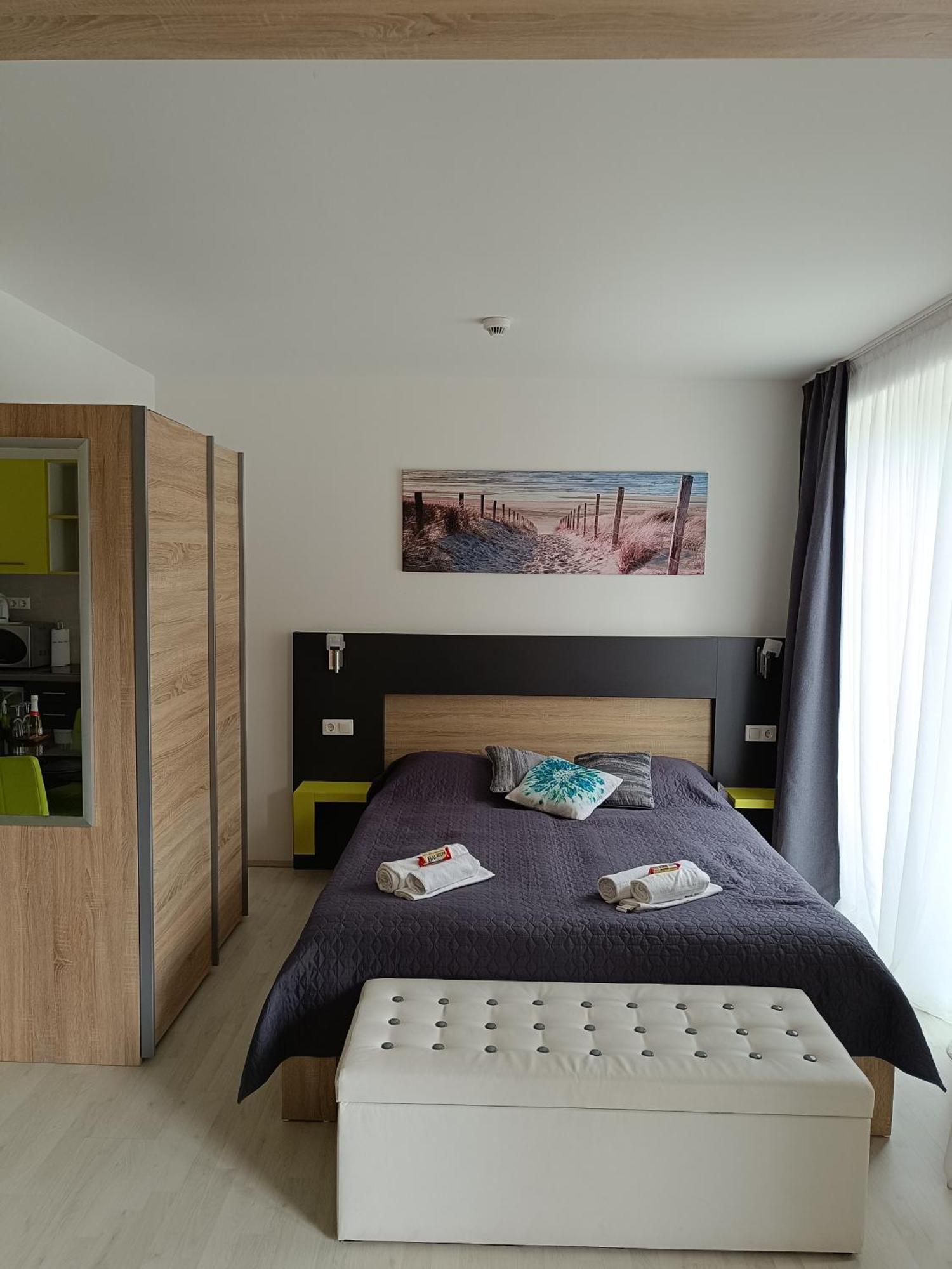 Ujhely Apartmanhaz Siófok Extérieur photo