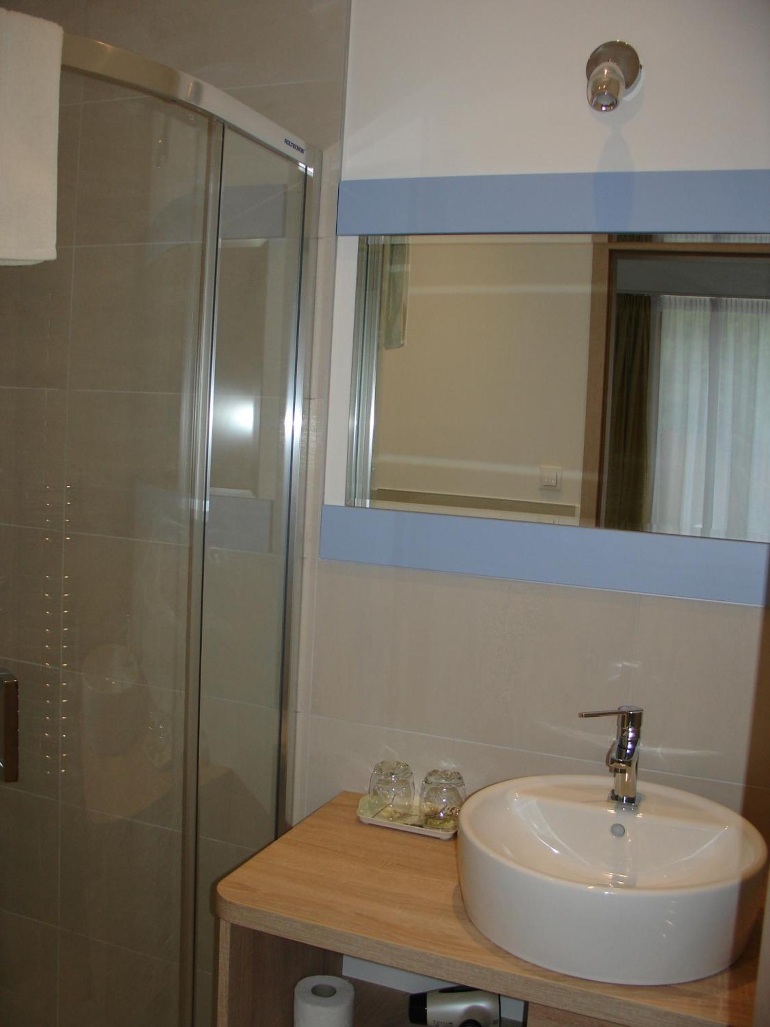 Ujhely Apartmanhaz Siófok Extérieur photo