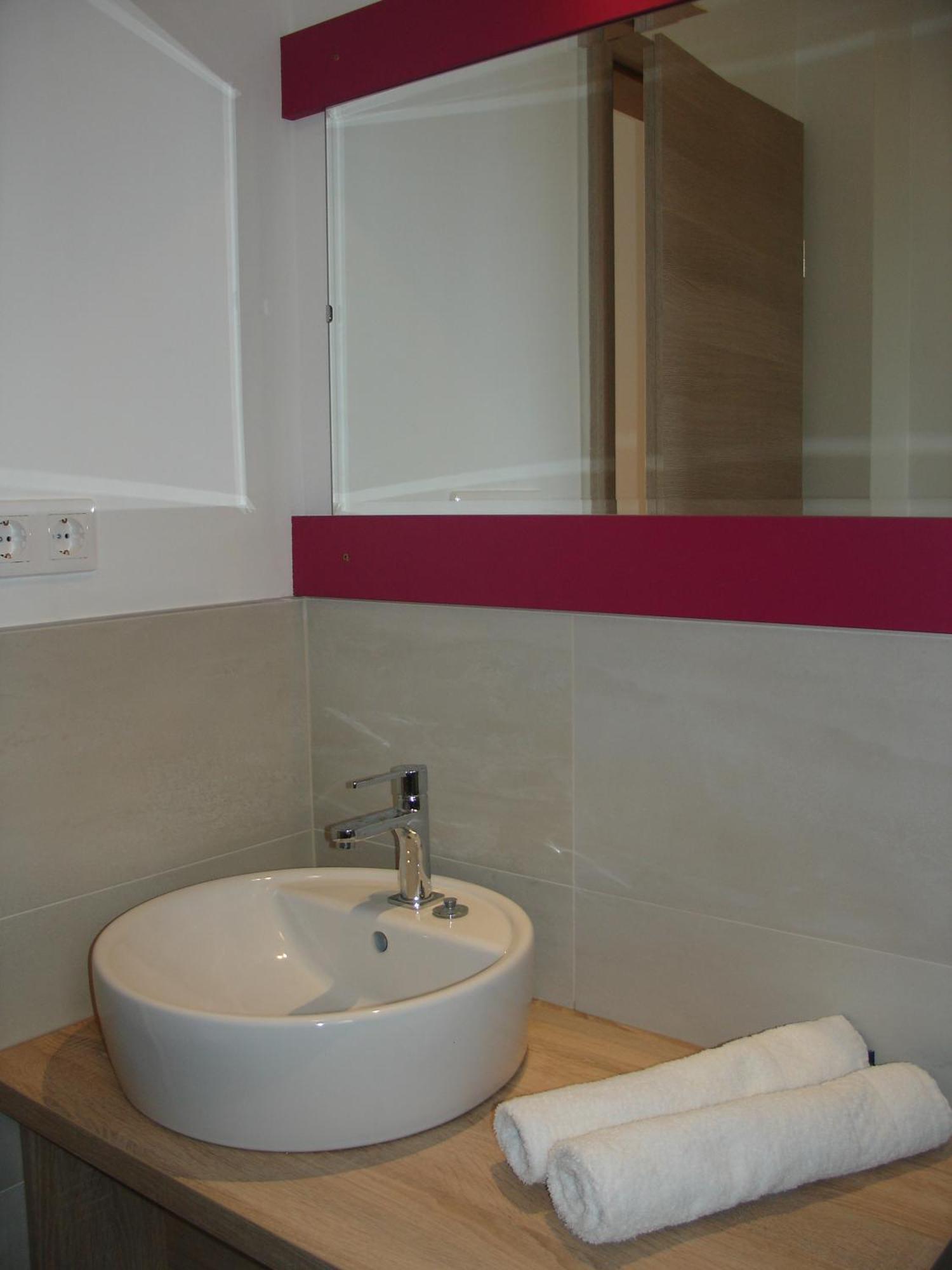 Ujhely Apartmanhaz Siófok Extérieur photo